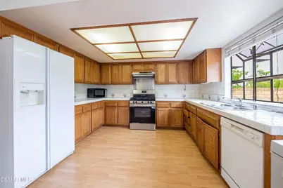 29820 Rainbow Crest Drive, Agoura Hills, CA 91301 - Photo 19