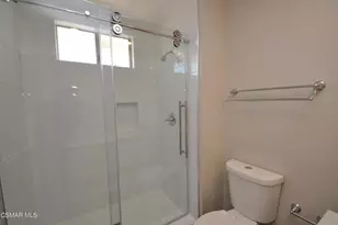 7754 Delco Ave, Winnetka, CA 91306 - Photo 17