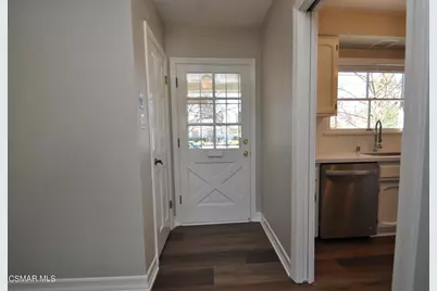 7754 Delco Avenue, Winnetka, CA 91306 - Photo 5