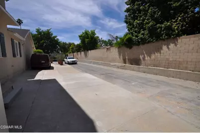 7754 Delco Avenue, Winnetka, CA 91306 - Photo 49