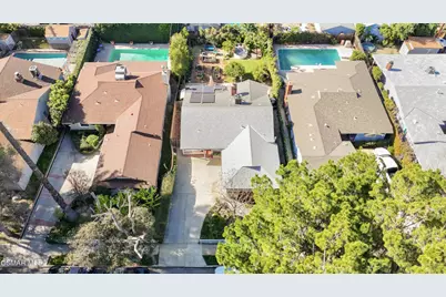 4717 Santa Lucia Drive, Woodland Hills, CA 91364 - Photo 39