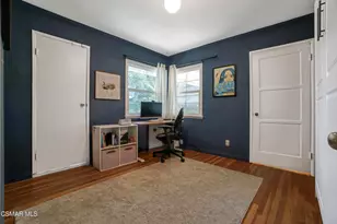 4717 Santa Lucia Dr, Woodland Hills, CA 91364 - Photo 27