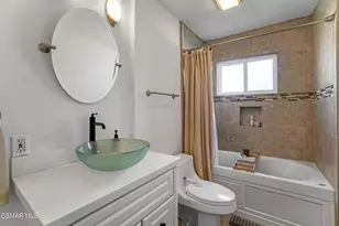 4717 Santa Lucia Dr, Woodland Hills, CA 91364 - Photo 25