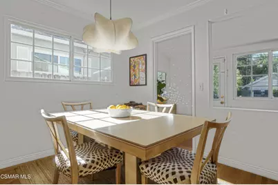 4717 Santa Lucia Drive, Woodland Hills, CA 91364 - Photo 13