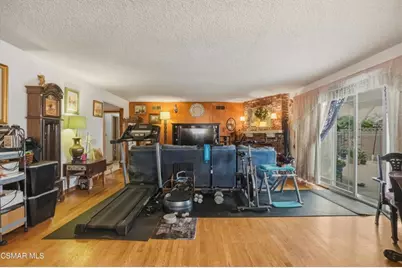 558 E Hemlock Street, Oxnard, CA 93033 - Photo 13