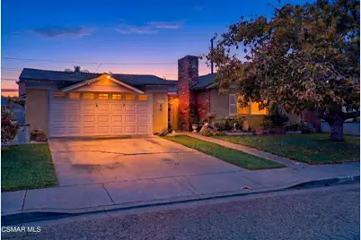 558 E Hemlock Street, Oxnard, CA 93033 - Photo 1