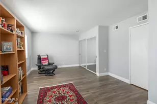 21901 Burbank Blvd, Woodland Hills, CA 91367 - Photo 23