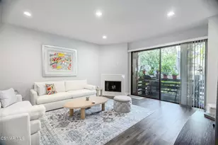 21901 Burbank Blvd, Woodland Hills, CA 91367 - Photo 3