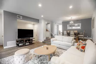 21901 Burbank Blvd, Woodland Hills, CA 91367 - Photo 5