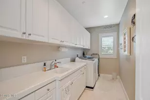 7379 Zaharias Ct, Moorpark, CA 93021 - Photo 49