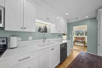 2375 Laguna Circle Drive, Agoura Hills, CA 91301 - Photo 13