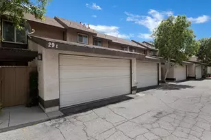 24829 Apple St, Newhall, CA 91321 - Photo 3