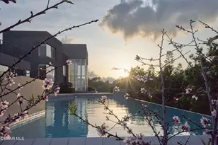 3681 Alomar Dr, Sherman Oaks, CA 91423 - Photo 53