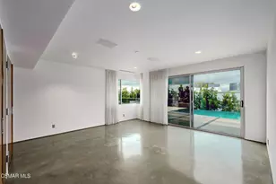 3681 Alomar Dr, Sherman Oaks, CA 91423 - Photo 23