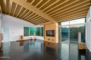 3681 Alomar Dr, Sherman Oaks, CA 91423 - Photo 21