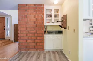 320 Hickory Grove Dr, Newbury Park, CA 91320 - Photo 21