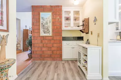 320 Hickory Grove Drive, Newbury Park, CA 91320 - Photo 17