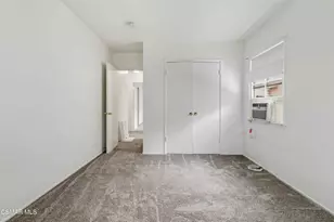 21331 Dumetz Rd, Woodland Hills, CA 91364 - Photo 35