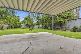 21331 Dumetz Rd, Woodland Hills, CA 91364 - Photo 39