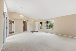 802 Congressional Rd, Simi Valley, CA 93065 - Photo 13