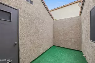 802 Congressional Rd, Simi Valley, CA 93065 - Photo 11