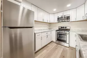 1752 E Avenida De Las Flores, Thousand Oaks, CA 91362 - Photo 27