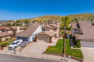 830 Devon Ct, Simi Valley, CA 93065 - Photo 35