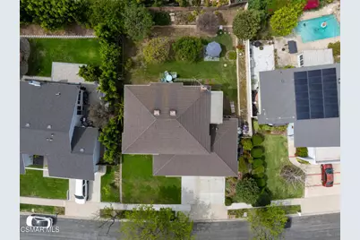 635 W Velarde Drive, Thousand Oaks, CA 91360 - Photo 27