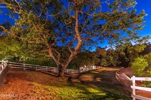 6007 Colodny Dr, Agoura Hills, CA 91301 - Photo 69