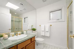 1217 Yale St, Santa Monica, CA 90404 - Photo 23