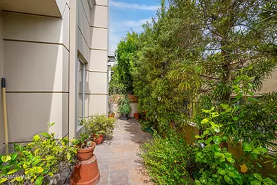 1217 Yale Street #103, Santa Monica, CA 90404 - Photo 21