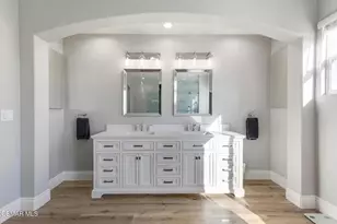 6140 Deerhill Rd, Oak Park, CA 91377 - Photo 29