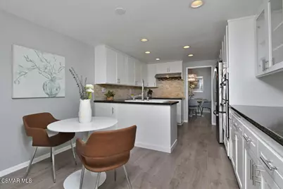 4647 Club View Drive, Westlake Village, CA 91362 - Photo 15