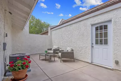 1300 Lakewood Court, Westlake Village, CA 91361 - Photo 13