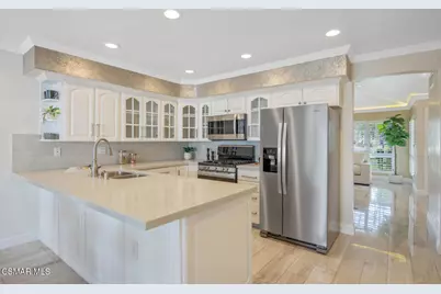 1300 Lakewood Court, Westlake Village, CA 91361 - Photo 5