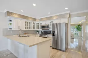 1300 Lakewood Ct, Westlake Village, CA 91361 - Photo 5