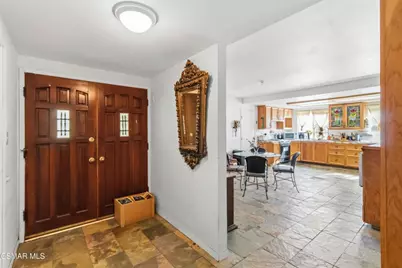 5506 Aurelia Street, Simi Valley, CA 93063 - Photo 9