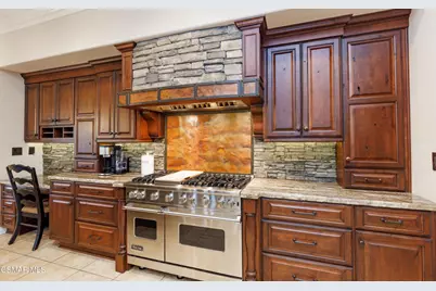 3261 Indian Creek Place, Simi Valley, CA 93063 - Photo 13