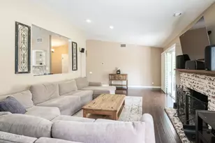 78 N Sabra Ave, Oak Park, CA 91377 - Photo 11