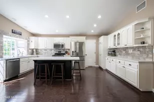 78 N Sabra Ave, Oak Park, CA 91377 - Photo 5