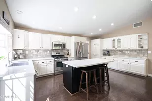 78 N Sabra Ave, Oak Park, CA 91377 - Photo 7