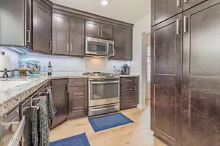 12418 Sunnyglen Dr, Moorpark, CA 93021 - Photo 27