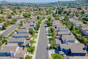 12418 Sunnyglen Dr, Moorpark, CA 93021 - Photo 55