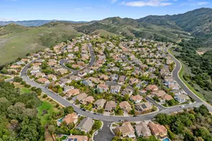 2594 Oak Valley Ln, Thousand Oaks, CA 91362 - Photo 31