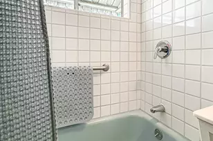 7847 Ranchito Ave, Panorama City, CA 91402 - Photo 21