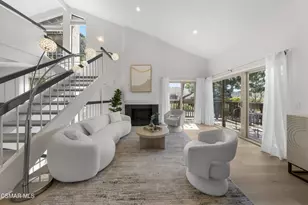 619 Kendale Ln, Thousand Oaks, CA 91360 - Photo 3