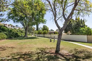 619 Kendale Ln, Thousand Oaks, CA 91360 - Photo 49