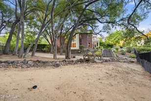 196 Lake Sherwood Dr, Lake Sherwood, CA 91361 - Photo 21