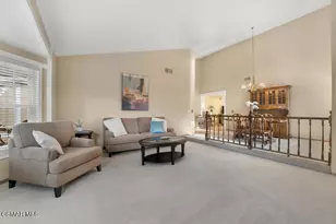 29930 Eastvale Ct, Agoura Hills, CA 91301 - Photo 5