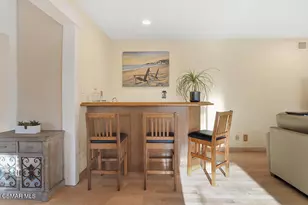 29930 Eastvale Ct, Agoura Hills, CA 91301 - Photo 9